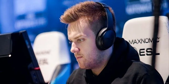 FaZe Clan - compLexity FaZe Clan - compLexity