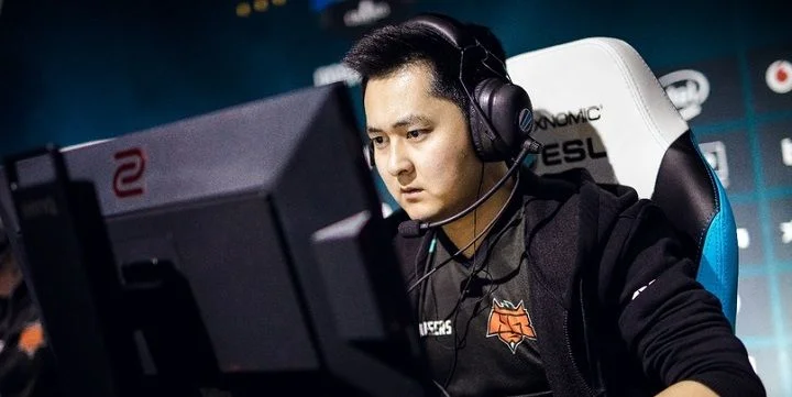 Cloud9 - HellRaisers Cloud9 - HellRaisers