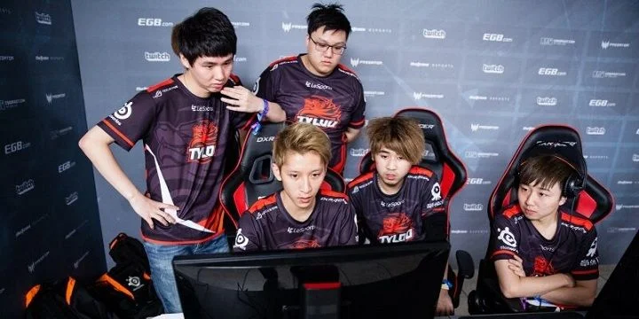 TyLoo - Renegades TyLoo - Renegades