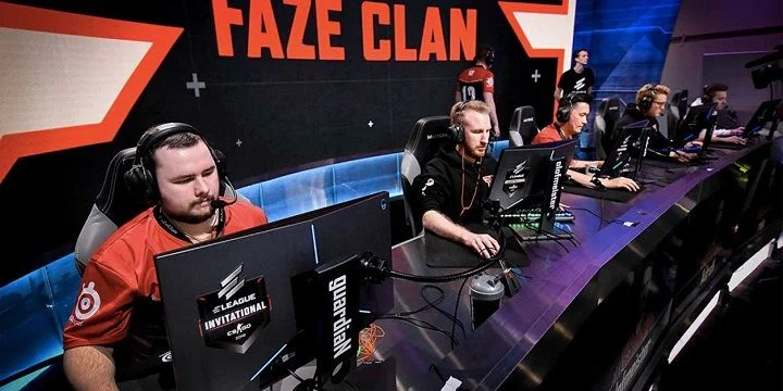 FaZe Clan - OpTic Gaming FaZe Clan - OpTic Gaming