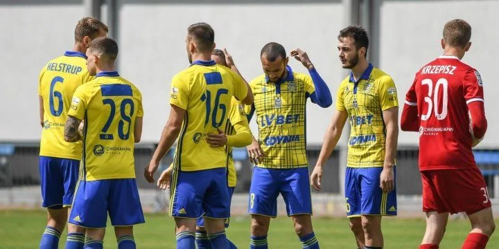 Арка – Ягеллония. Прогноз на матч чемпионата Польши (19.07.2019) Арка – Ягеллония. Прогноз на матч чемпионата Польши (19.07.2019)