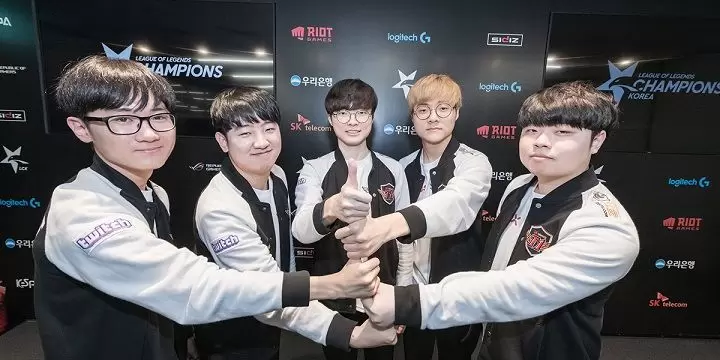 DAMWON Gaming — SK Telecom T1. Прогноз на матч League of Legends (25 августа 2019 года) DAMWON Gaming — SK Telecom T1. Прогноз на матч League of Legends (25 августа 2019 года)