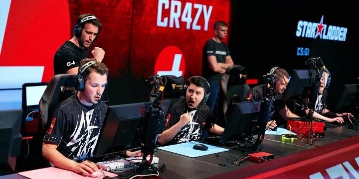 Spirit - CR4ZY Spirit - CR4ZY