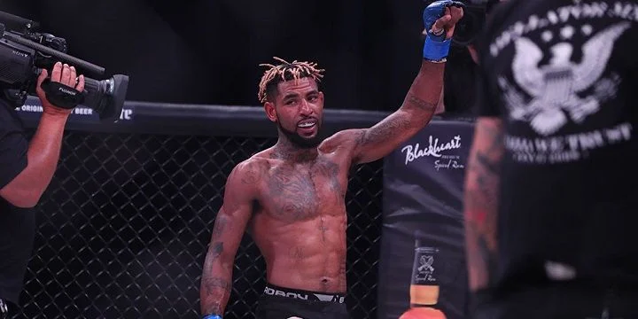 Дэррион Колдвелл — Генри Корралес. Прогноз на Bellator (29 сентября 2019 года) Дэррион Колдвелл — Генри Корралес. Прогноз на Bellator (29 сентября 2019 года)