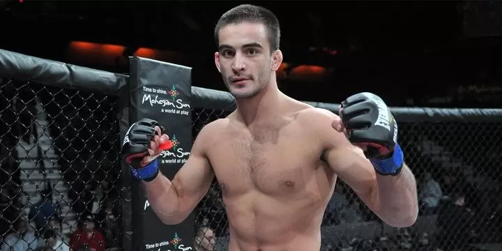 Андрей Корешков — Лоренц Ларкин. Прогноз на Bellator (5 октября 2019 года) Андрей Корешков — Лоренц Ларкин. Прогноз на Bellator (5 октября 2019 года)