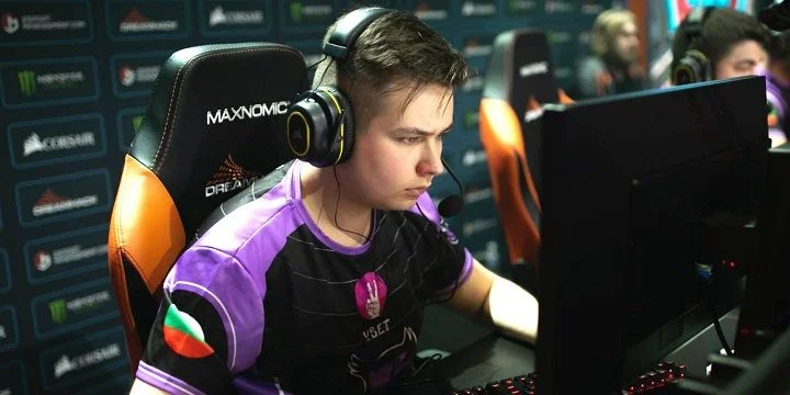 c0ntact - HAVU Gaming c0ntact - HAVU Gaming