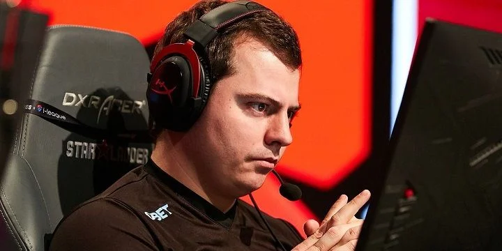 G2 Esports - HellRaisers G2 Esports - HellRaisers