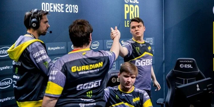 Na'Vi — Fnatic. Прогноз на матч CS:GO (7 декабря 2019 года) Na'Vi — Fnatic. Прогноз на матч CS:GO (7 декабря 2019 года)