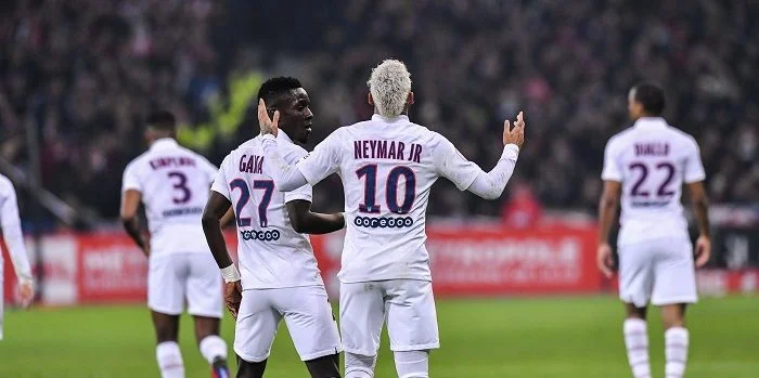 По - ПСЖ По - ПСЖ