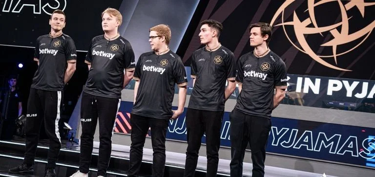 NIP — MIBR. Прогноз на матч CS:GO (1 февраля 2020 года) NIP — MIBR. Прогноз на матч CS:GO (1 февраля 2020 года)