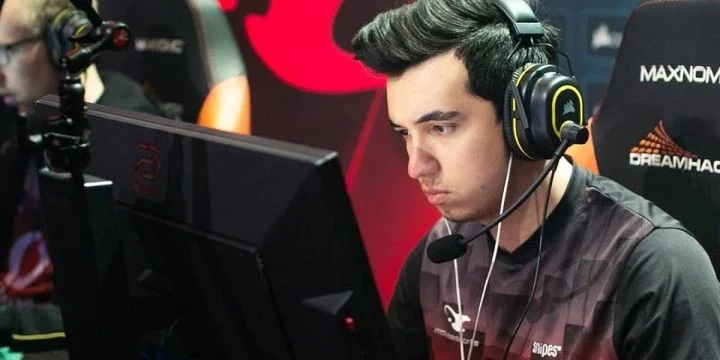 Virtus.pro - MOUZ Virtus.pro - MOUZ