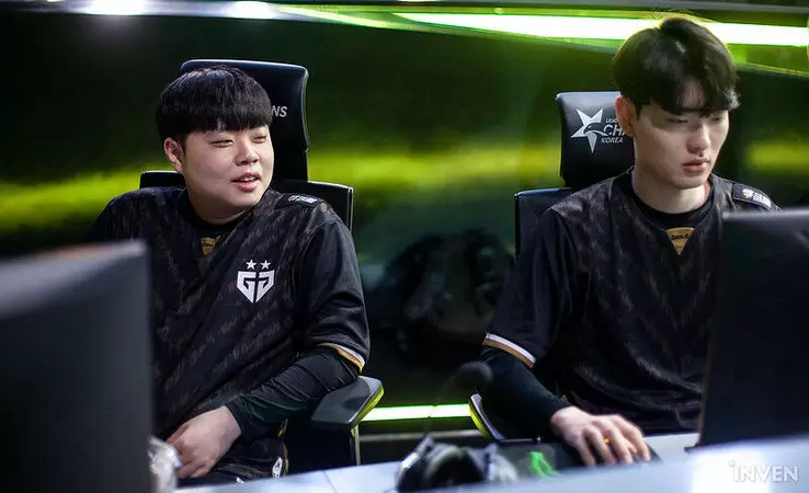 Gen.G — SK Telecom T1. Прогноз на матч League of Legends (1 апреля 2020 года) Gen.G — SK Telecom T1. Прогноз на матч League of Legends (1 апреля 2020 года)