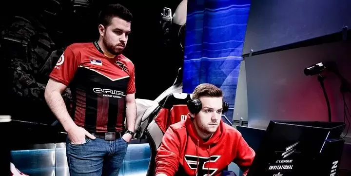 FaZe Clan — Fnatic. Прогноз на матч CS:GO (5 апреля 2020 года) FaZe Clan — Fnatic. Прогноз на матч CS:GO (5 апреля 2020 года)