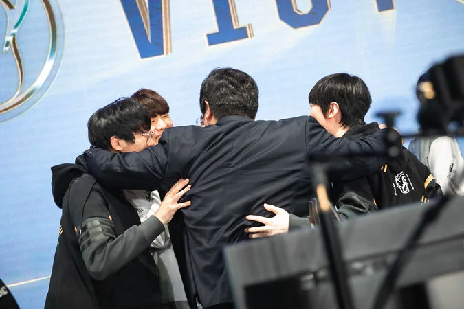 JD Gaming — IG. Прогноз на матч League of Legends (9 апреля 2020 года) JD Gaming — IG. Прогноз на матч League of Legends (9 апреля 2020 года)