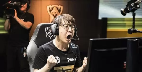 RNG — Rogue Warriors. Прогноз на матч League of Legends (11 апреля 2020 года) RNG — Rogue Warriors. Прогноз на матч League of Legends (11 апреля 2020 года)