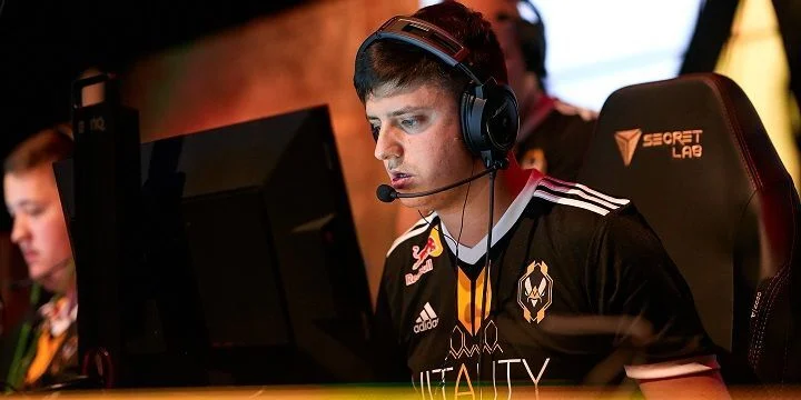 Team Dignitas - Team Vitality Team Dignitas - Team Vitality