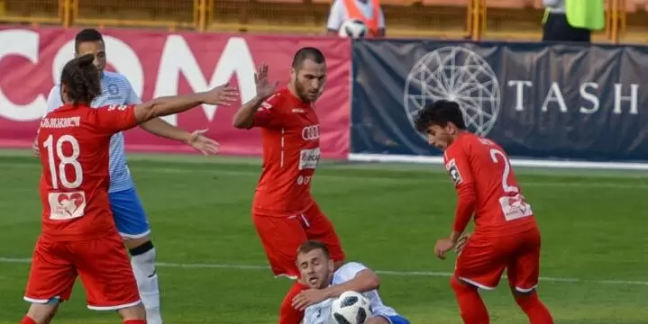 Арарат — Урарту: прогноз на матч чемпионата Армении (25 мая 2020 года) Арарат — Урарту: прогноз на матч чемпионата Армении (25 мая 2020 года)