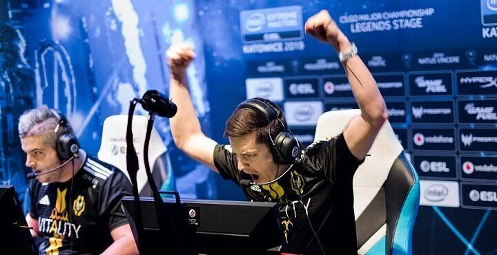 Team Vitality - Team Dignitas Team Vitality - Team Dignitas