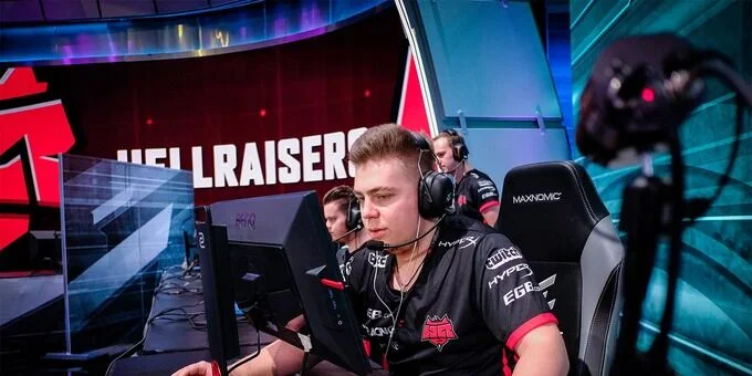 HellRaisers - North HellRaisers - North