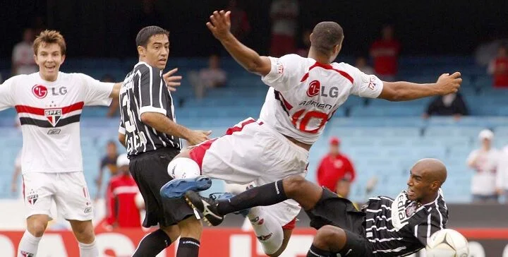 Атлетико Минейро - Сан Паулу Атлетико Минейро - Сан Паулу