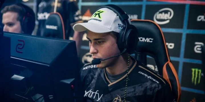 compLexity Gaming - Ninjas in Pyjamas compLexity Gaming - Ninjas in Pyjamas