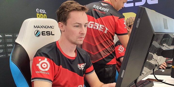 Na'Vi — Heroic. Прогноз на матч CS:GO (17 сентября 2020 года) Na'Vi — Heroic. Прогноз на матч CS:GO (17 сентября 2020 года)