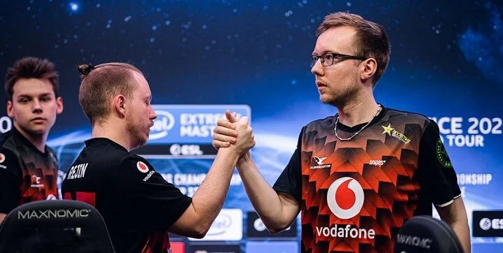 Team Spirit - MOUZ Team Spirit - MOUZ