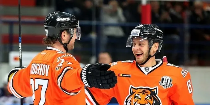 Торпедо — Амур. Прогноз на матч КХЛ (24 сентября 2020 года) Торпедо — Амур. Прогноз на матч КХЛ (24 сентября 2020 года)