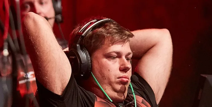 Na'Vi — Mousesports. Прогноз на матч CS:GO (29 сентября 2020 года) Na'Vi — Mousesports. Прогноз на матч CS:GO (29 сентября 2020 года)