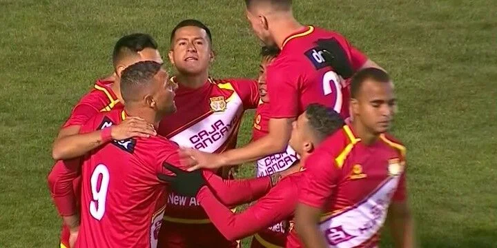 Карлос Стейн - Deportivo Llacuabamba Карлос Стейн - Deportivo Llacuabamba