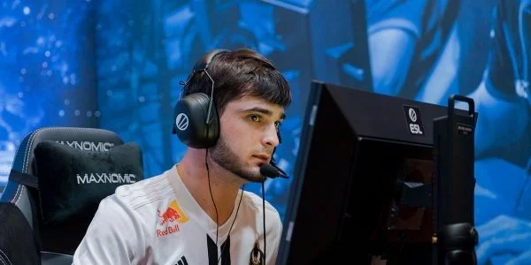 Team Vitality - NaVi Team Vitality - NaVi