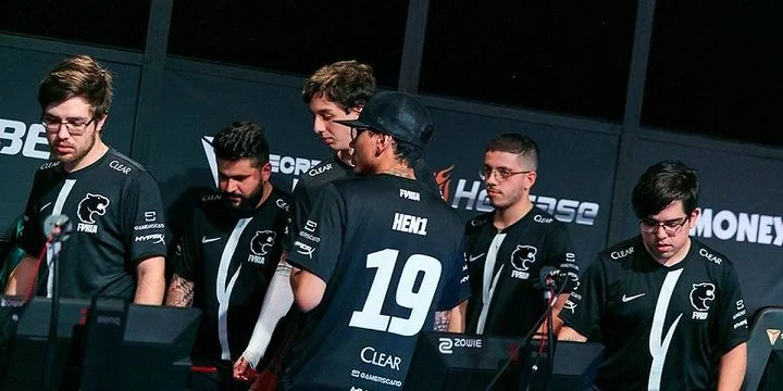 forZe — FURIA. Прогноз на матч CS:GO (5 мая 2021 года) forZe — FURIA. Прогноз на матч CS:GO (5 мая 2021 года)