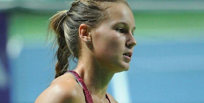 Катерина Синякова - Вероника Кудерметова